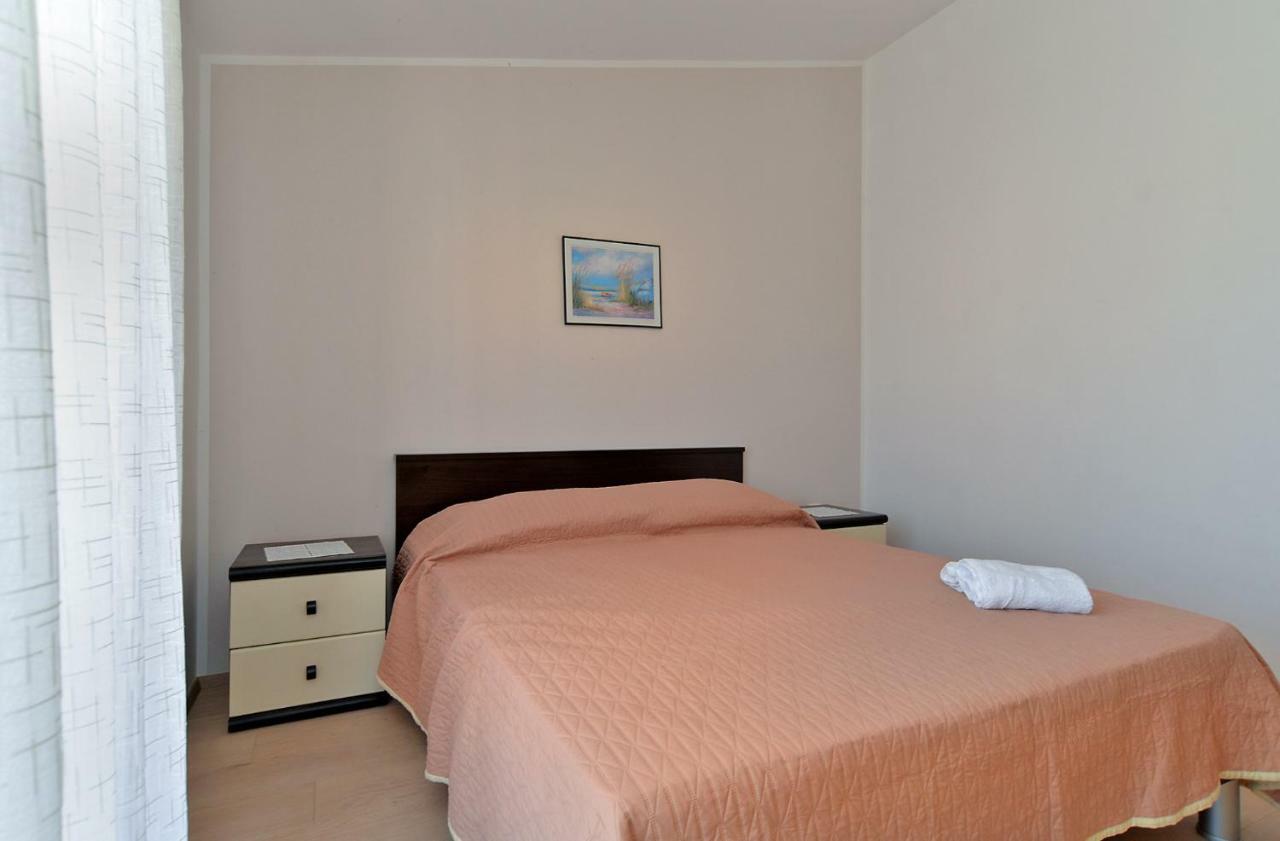 Apartment Gracijela 827 Medulin Exteriör bild